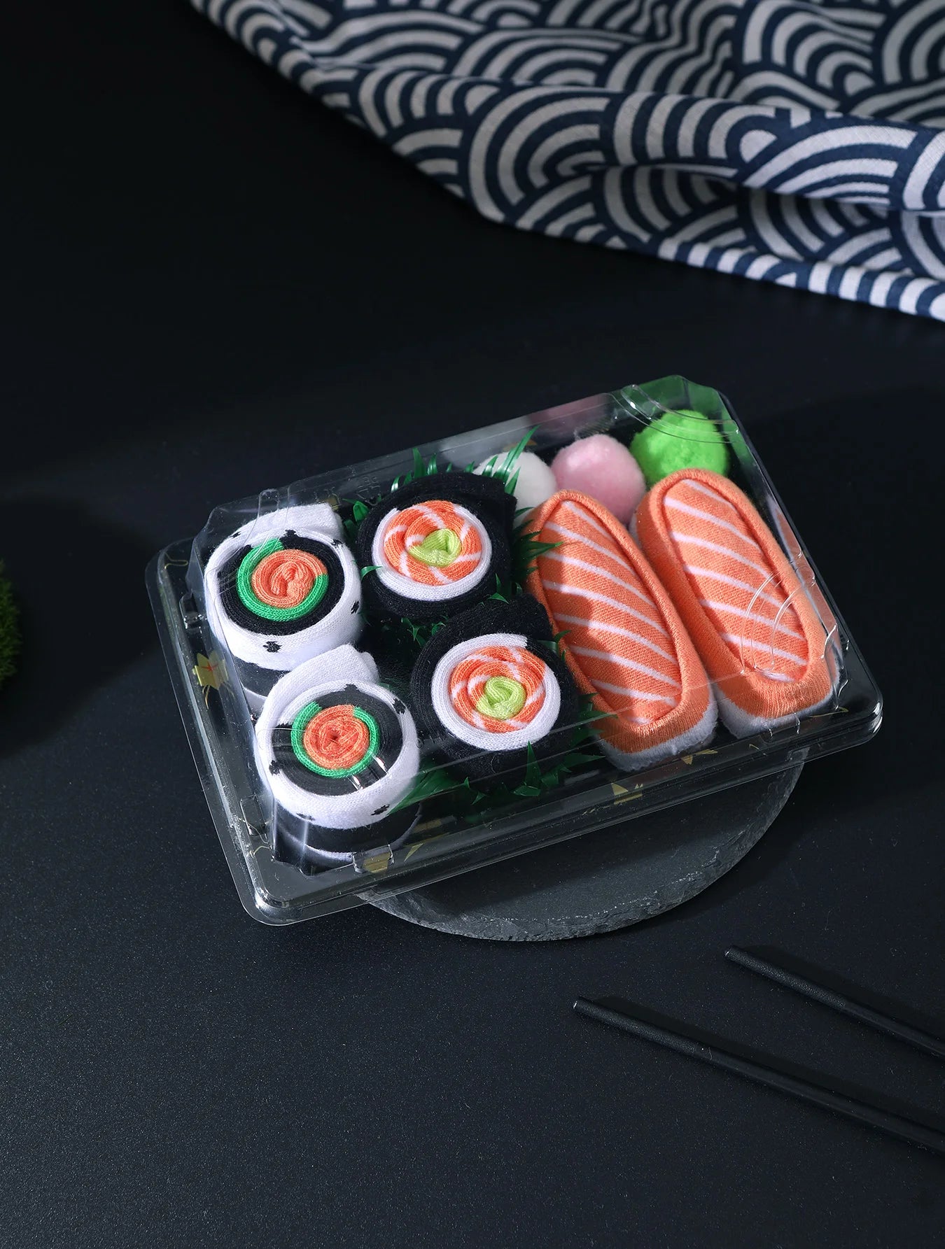 Salmon sushi socks (3 pairs)